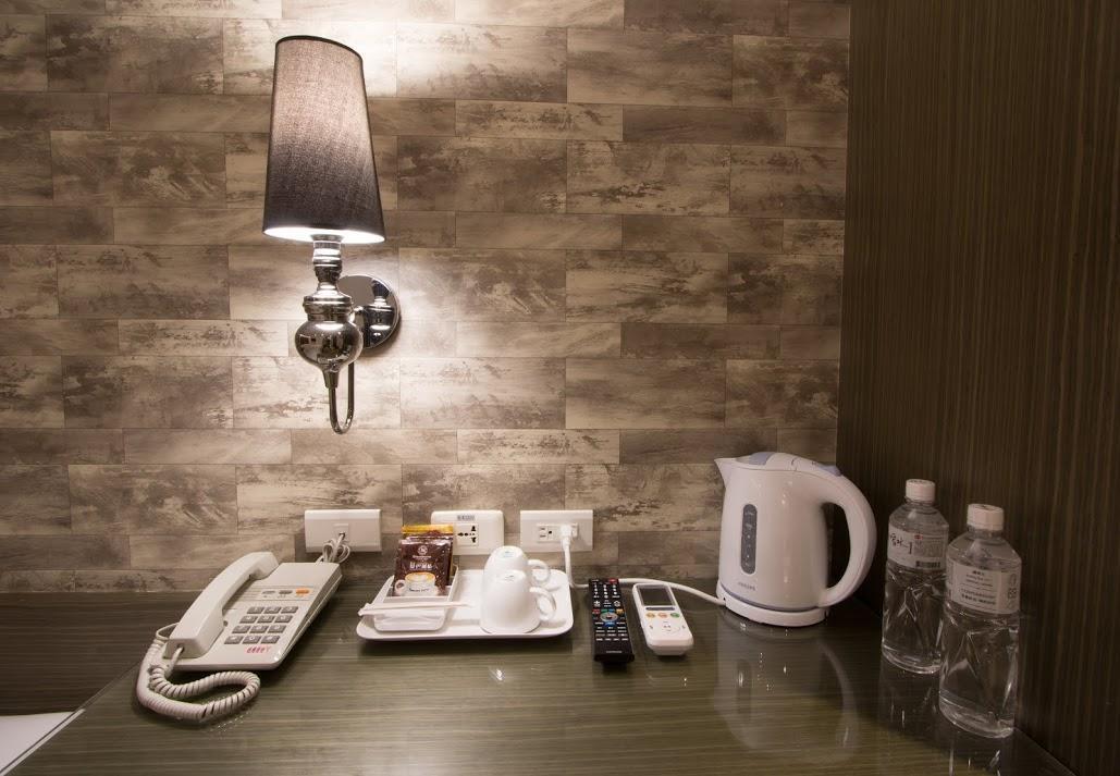 Lihan Hotel Taipei Exterior photo